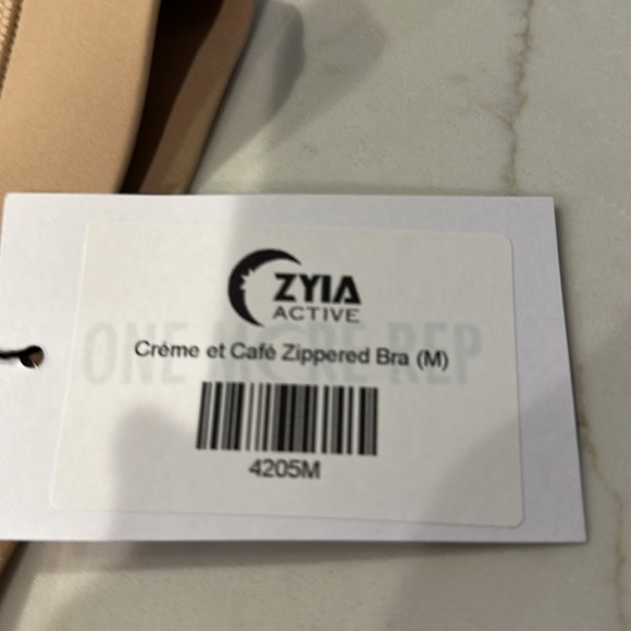 Zyia zippered bra, M, never worn. - Picture 2 of 4